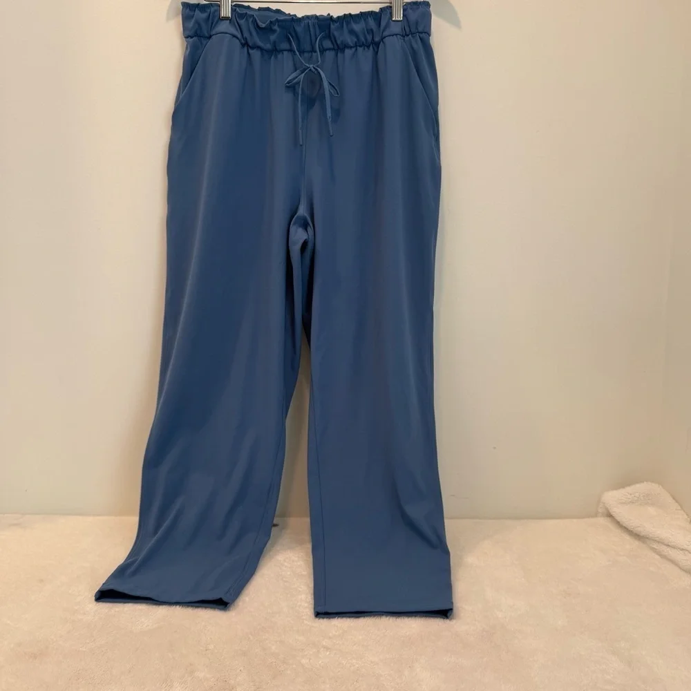 Lululemon Stretch High-Rise Pant 7/8 Length in Water Drop Size 10 Luxtreme Nulu